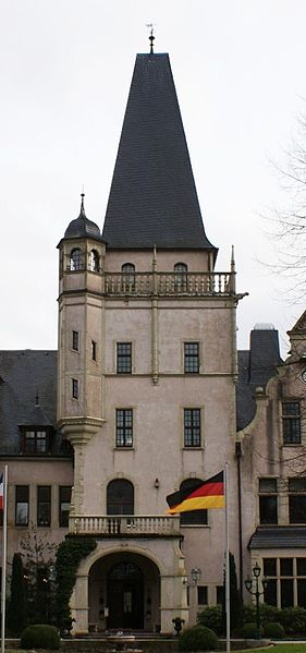 commons.wikimedia.orgUser PodracerHH