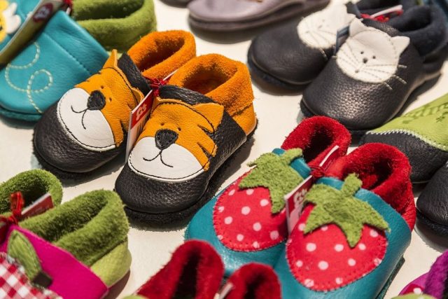 Kinderschuhe
