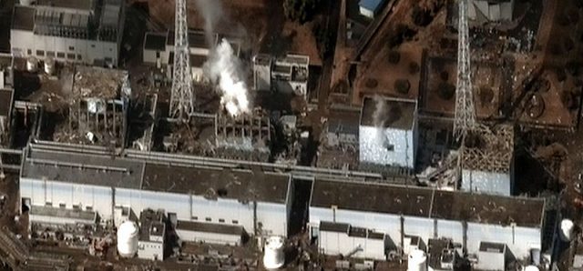800px-Fukushima_I_by_Digital_Globe_B