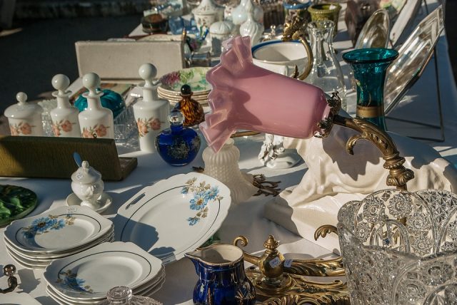 flea-market-1883689_960_720