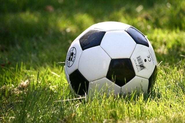 football-1396740_640