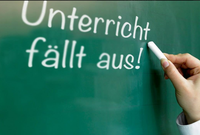 schule zu