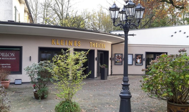 Aktion Night of Light –  Kleines Theater Bargteheide e.V. zeigt „Rot“