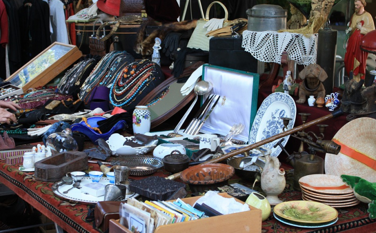 Privater Flohmarkt in der Schubertstraße