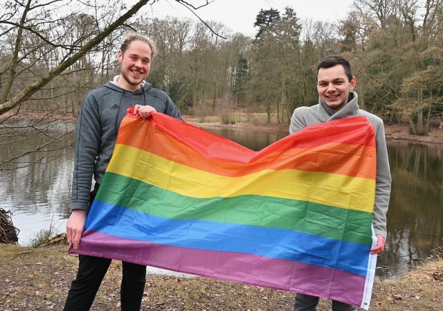 queer IMG_7799