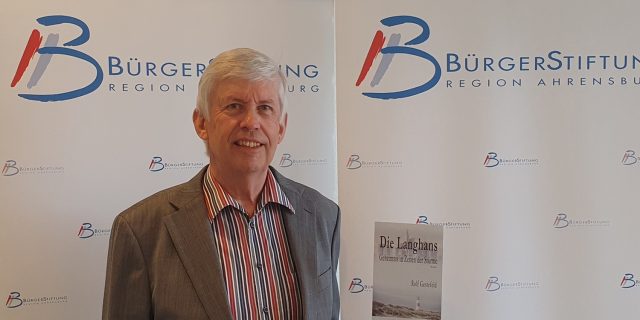 Bürgerstiftung Rolf Gestefeld mit Buch aq 300g