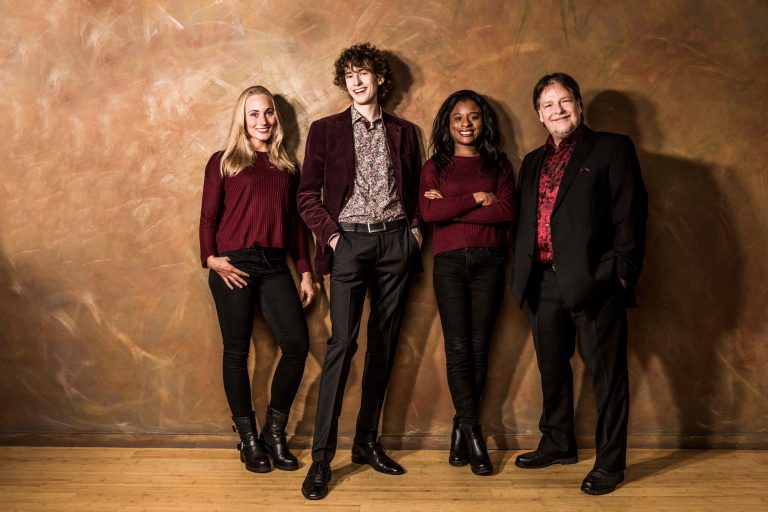Wochenmarktbalkonkonzert mit den SoulBridges